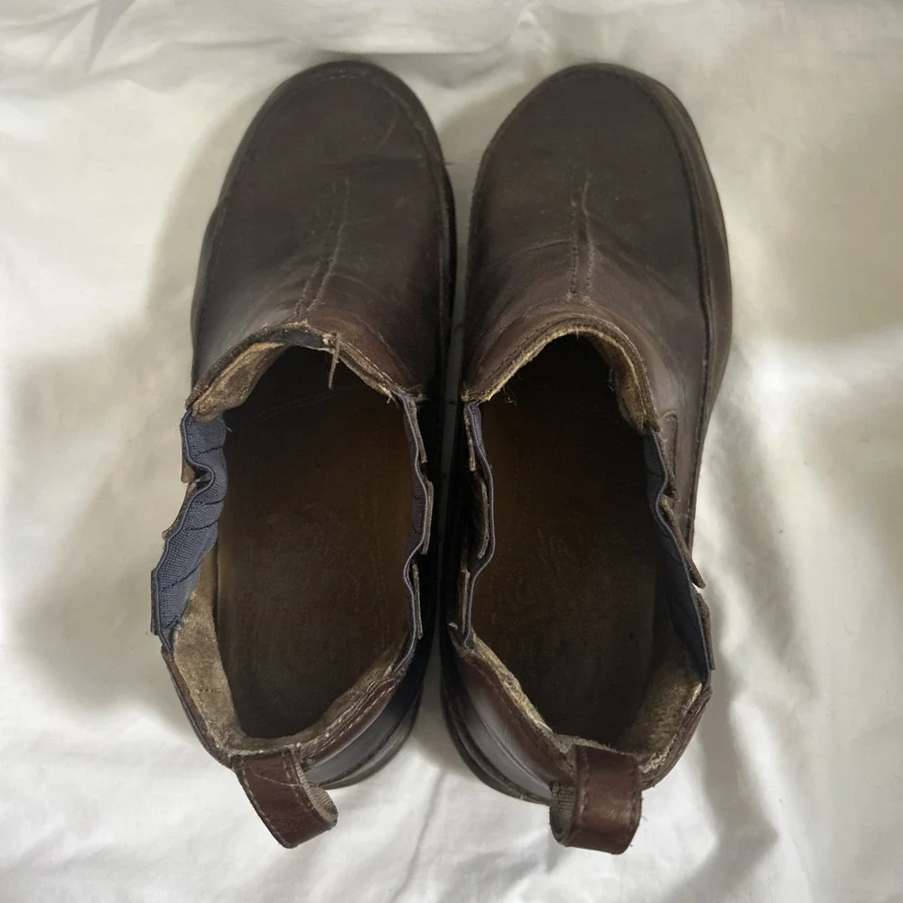 Olukai Kilauea Chelsea Boot Slip On Leather Brown Men US 9.5 10142-7027 KI0004..